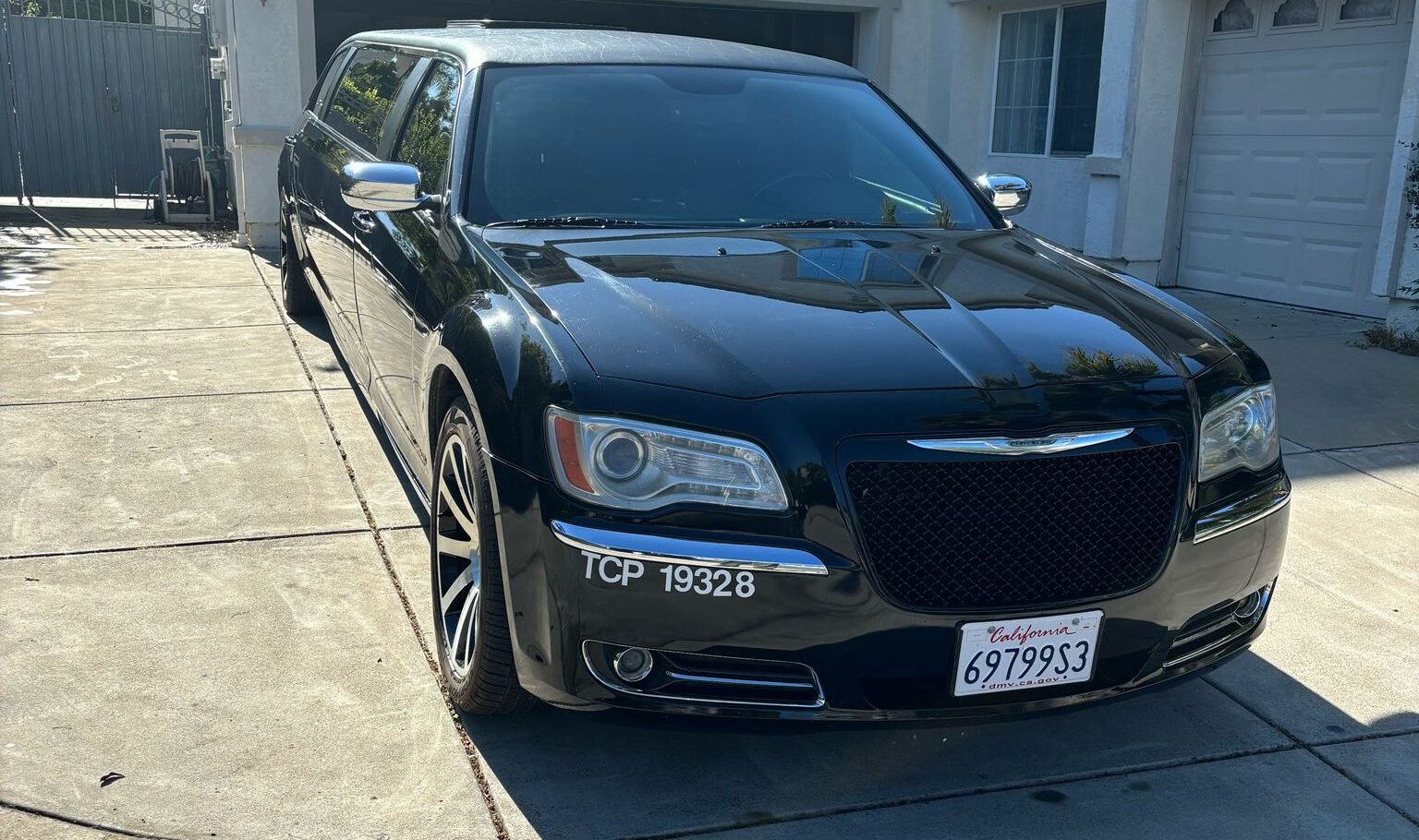 Chrysler 300 limo